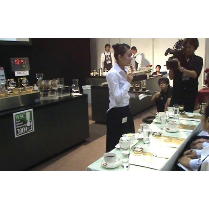 風味師 2009 WSC世界虹吸大賽 冠軍創意咖啡：秋之禮讚